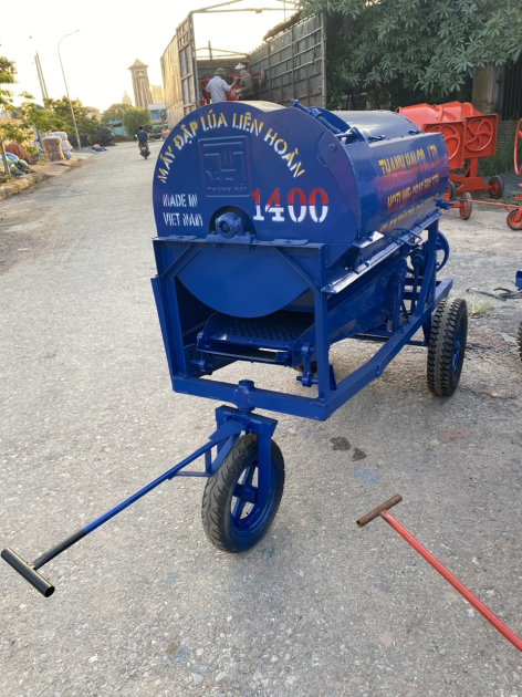 Máy đập lúa liên hoàn 1800